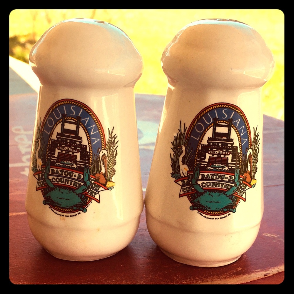 Louisiana salt and pepper shakers